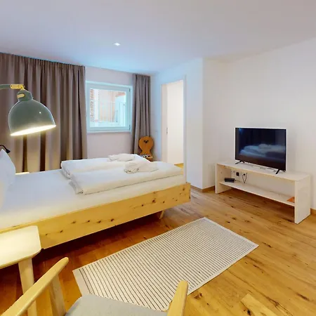 Gipfelwerk * Γκάρμις-Παρτενκίρχεν